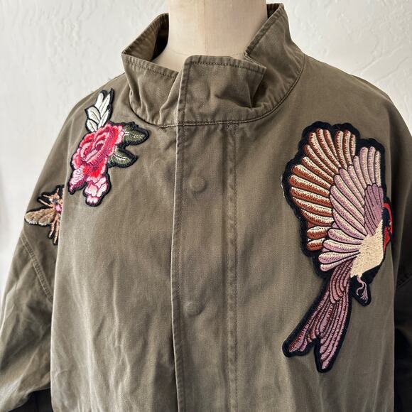 H&M | Womens Army Green Cotton Twill Bird Flower Bee Patch Bomber Jacket Small - Picture 7 of 15